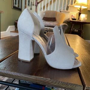 Karl Lagerfeld Paris kid suede pumps